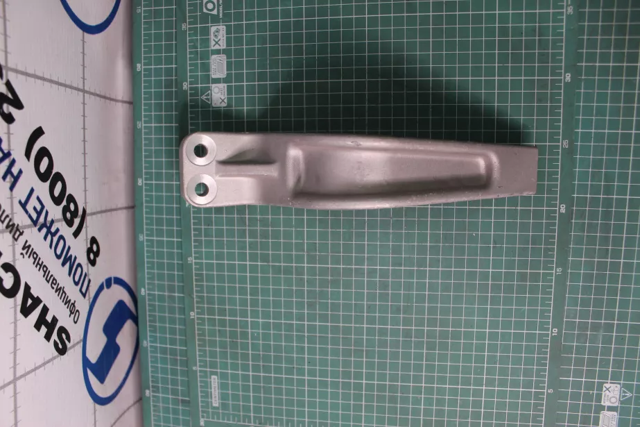 Кронштейн крепления радиатора SHAANXI, X3000, WP13 для грузовиков *