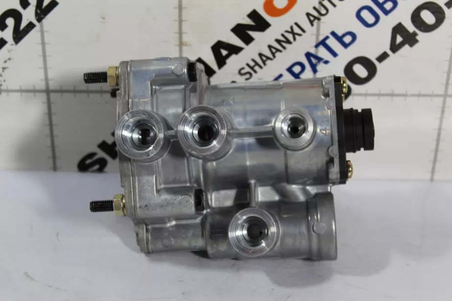 Колодка тормозная (Rear, 24 отверстия) SITRAK, T5G, (711-50200-6310) для грузовиков *