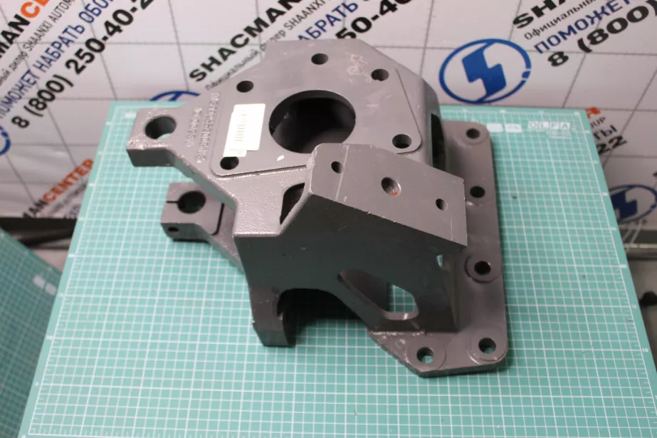 Кронштейн передней рессоры (FR) HOWO, A7 для грузовиков *