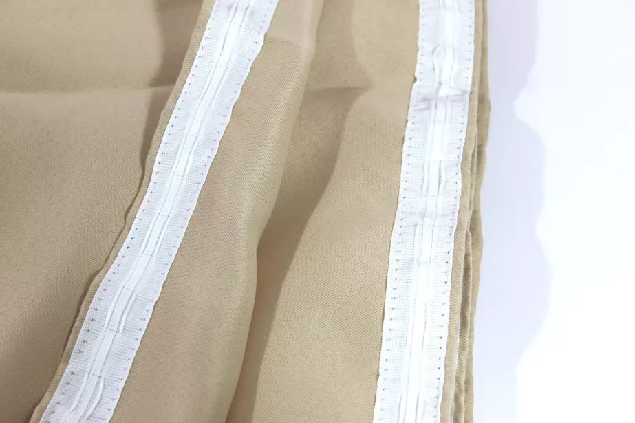 Шторы (Бежевый, блэкаут 90*270) Technik, X3000 для грузовиков *