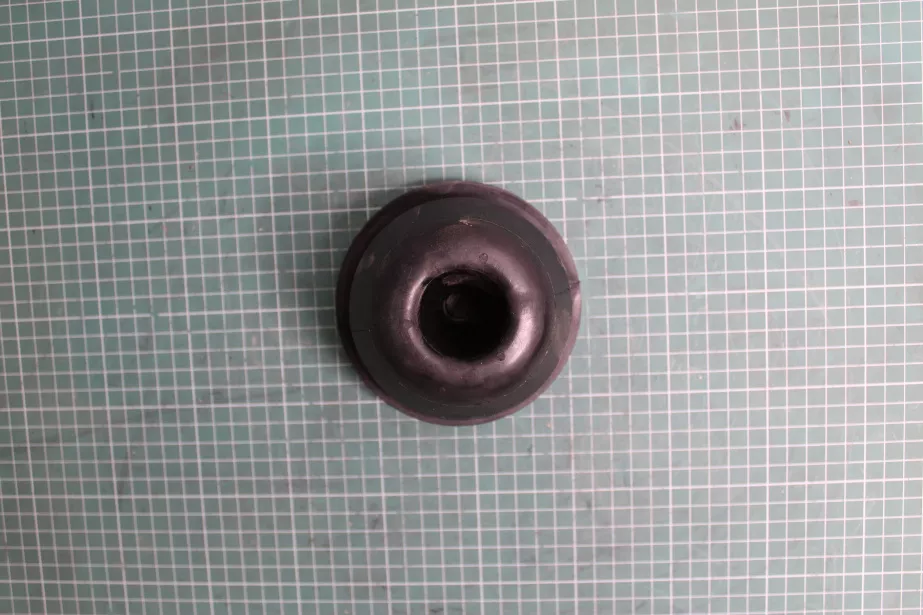 Отбойник рессоры (Резина, круглый) SITRAK, T5G для грузовиков *