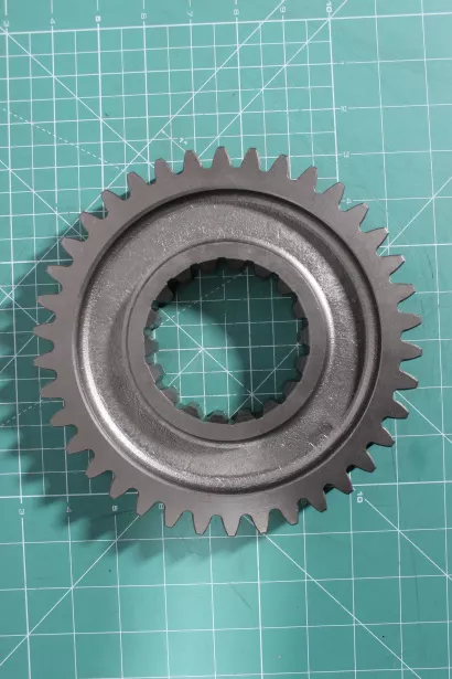 Шестерня 1-й передачи вторичного вала FULLER, (16752). для грузовиков *