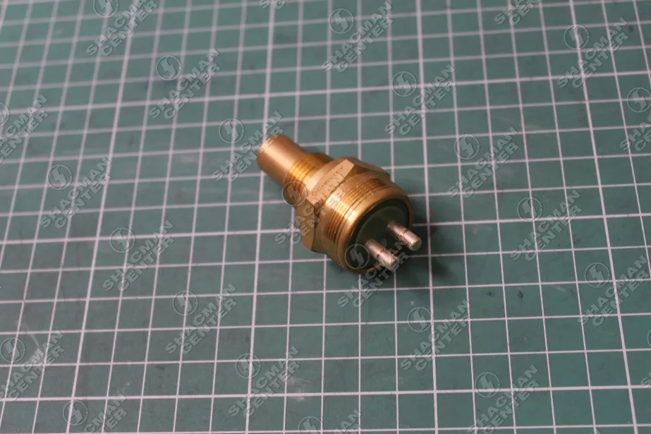 Датчик заднего хода CREATEK, F3000, (CK9540) для грузовиков *