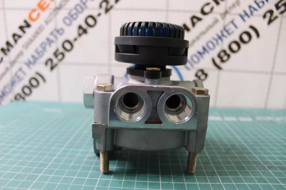 Клапан воздушный тормозной (ускорительный) SHAANXI, X3000 для грузовиков *