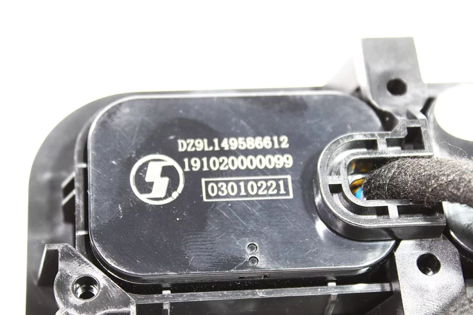 Розетка 220V SHAANXI, X5000, X6000 для грузовиков *