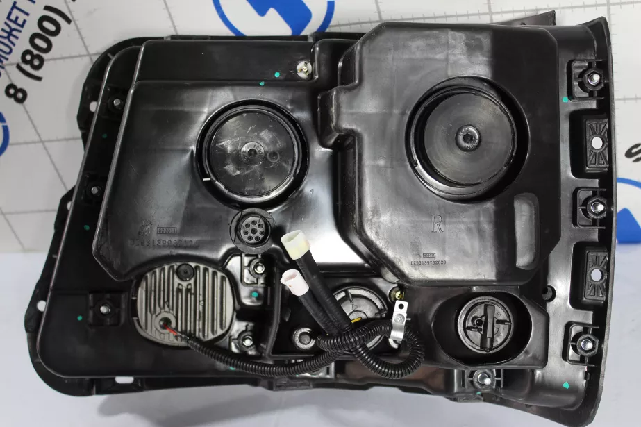 Фара (R, Пластик, Н.О LED) SHAANXI, F3000 для грузовиков *