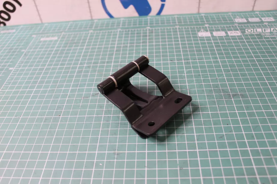 Петля крышки инструментального ящика SHAANXI, X3000 для грузовиков *