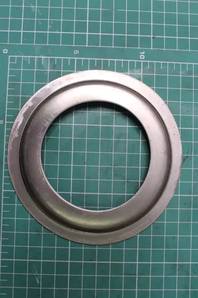 Шайба (пыльник) внутренний подшипника ступицы SH D130 (Front, Металл, под 3017) SHAANXI для грузовиков *