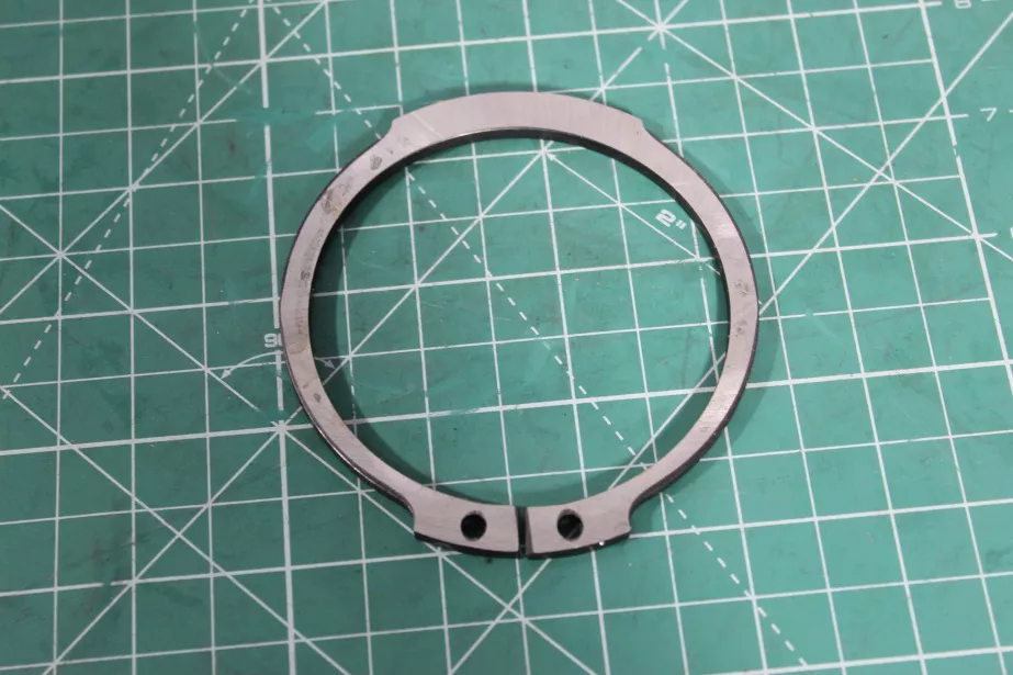 Кольцо стопорное SHAANXI, ZF для грузовиков *