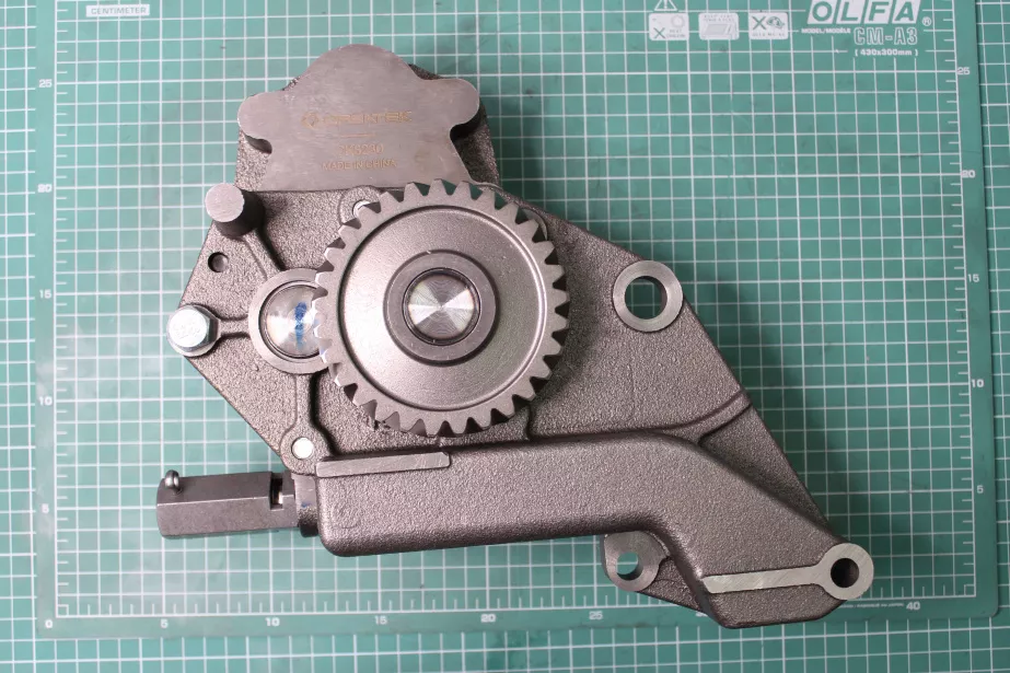 Насос масляный (в сборе) CREATEK, WD615, WP10, (CK8230) для грузовиков *