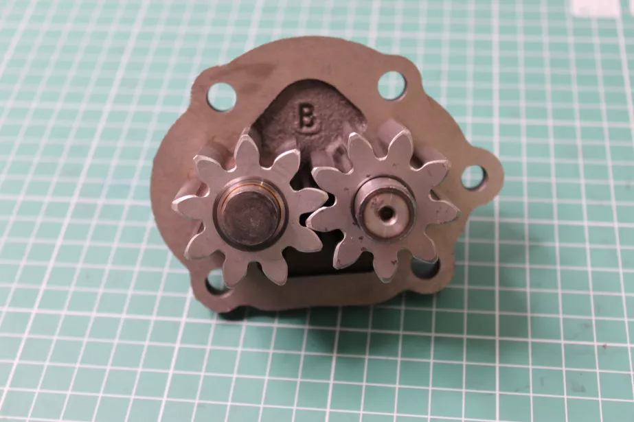 Насос масляный FAW, J6 для грузовиков *