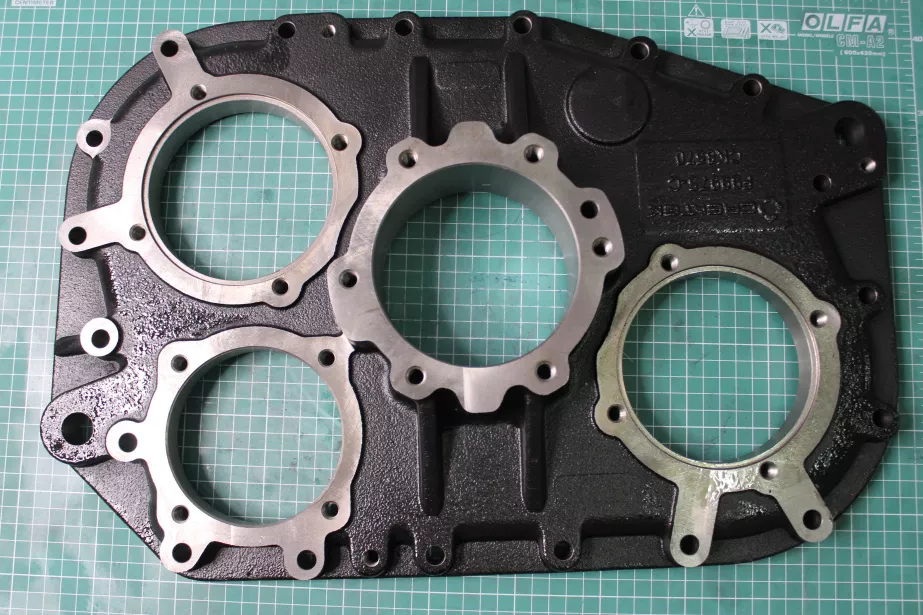 Крышка КПП RT (Rear) CREATEK, (CK8570) для грузовиков *