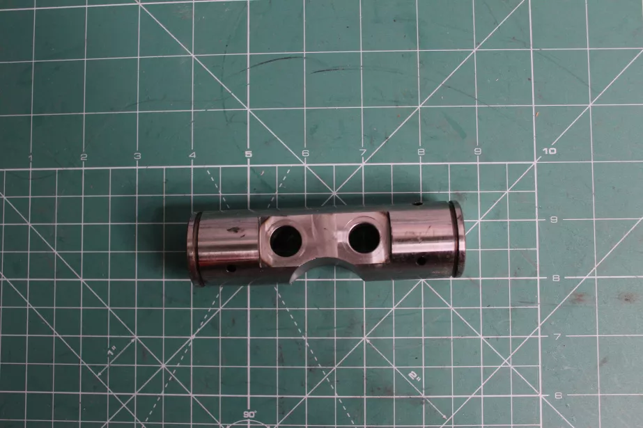 Ось коромысла клапана (Металл) SITRAK, MC11.44-50 для грузовиков *