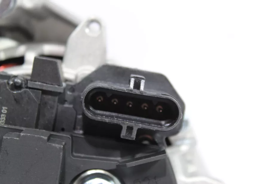 Генератор (под ручейковый ремень 6PK 28V/80A) SHAANXI, X3000, WP13, WP12 для грузовиков *