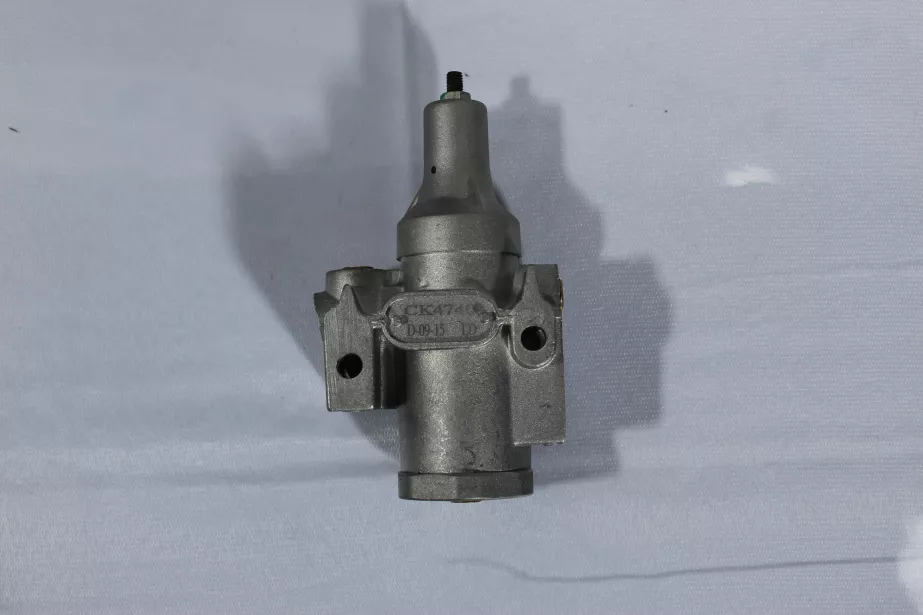 Регулятор давления воздуха FULLER, (A-4740) для грузовиков *