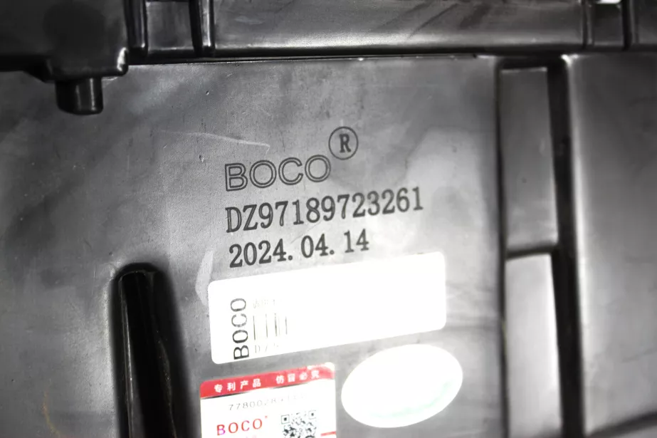 Фара (R, Тягач, ДХО, с корректором, 2 фишки) BOCO, X3000 для грузовиков *