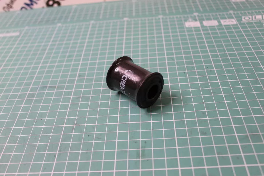 Втулка нижняя замка кабины CREATEK, (CK8342). для грузовиков *