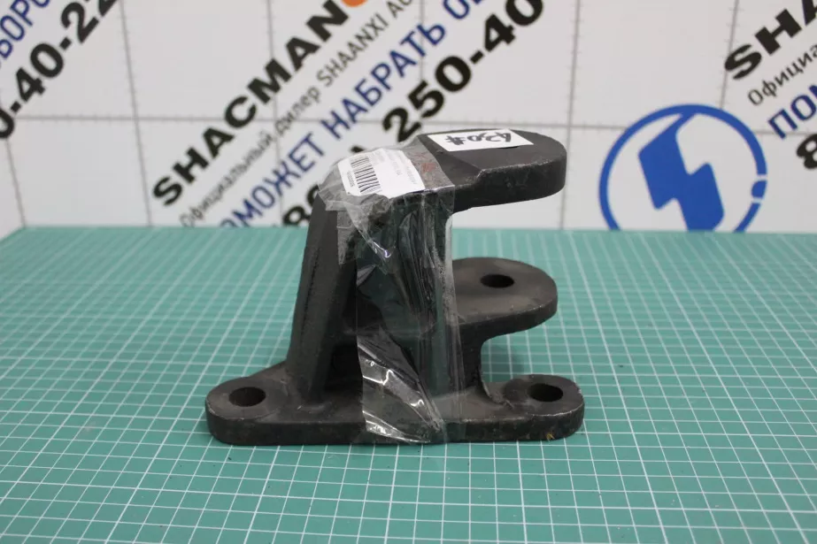 Кронштейн вилки стабилизатора к раме SHAANXI, F3000, 8X4, (SZ965000000) для грузовиков *