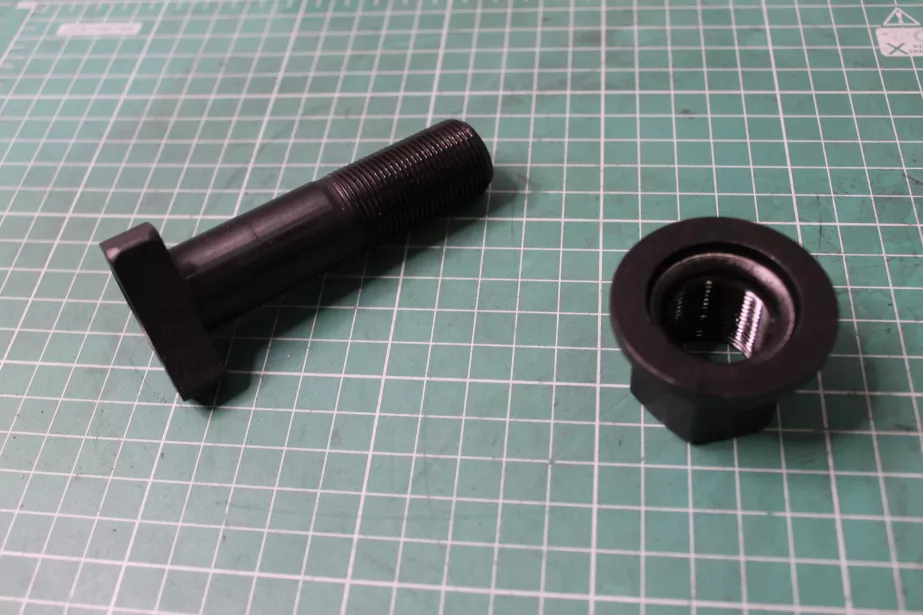 Шпилька колеса D22, L90, (Front) CREATEK, F3000, (CK8565). для грузовиков *