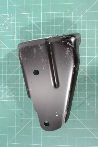 Кронштейн бампера нижний (L) SHAANXI, X6000 для грузовиков *