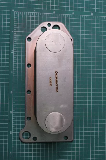 Радиатор масляный (теплообменник) CREATEK, (CK9856) для грузовиков *