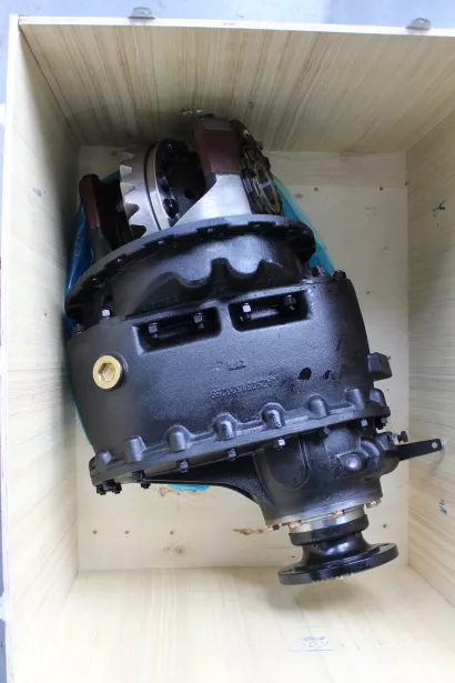 Редуктор среднего моста (28/17,i4,8) AUTOMAX, F2000 для грузовиков *