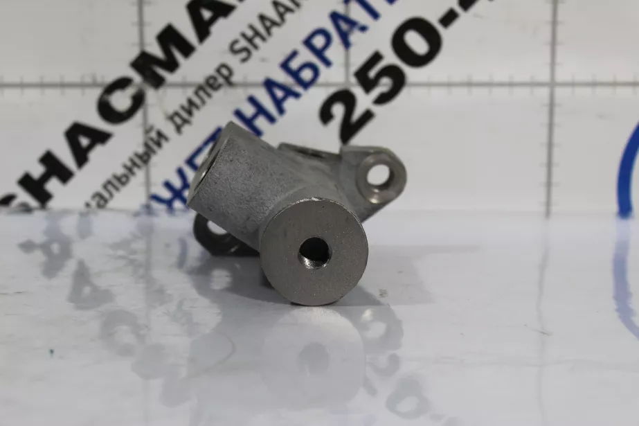 Корпус штока вилки (под 2 датчика,голый) SHAANXI, РК ZQC2000-57K для грузовиков *