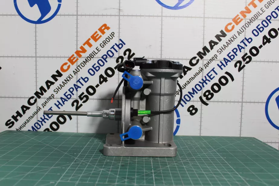 Кронштейн фильтра грубой очистки PL-420 D16 (с электронасосом, нового образа) SHAANXI для грузовиков *