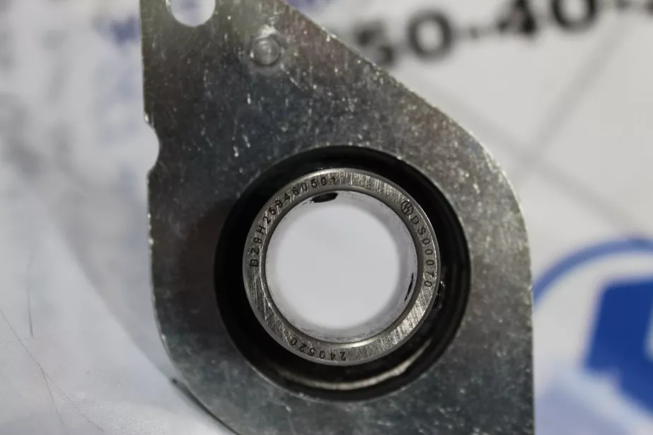 Подшипник нижнего рулевого кардана D70, H59, (в корпусе ) SHAANXI, X6000 для грузовиков *