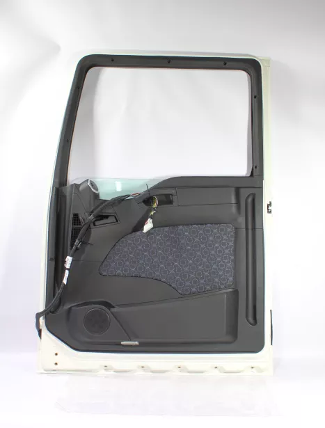 Дверь (R, Белый, в сборе) SITRAK, C7H для грузовиков *