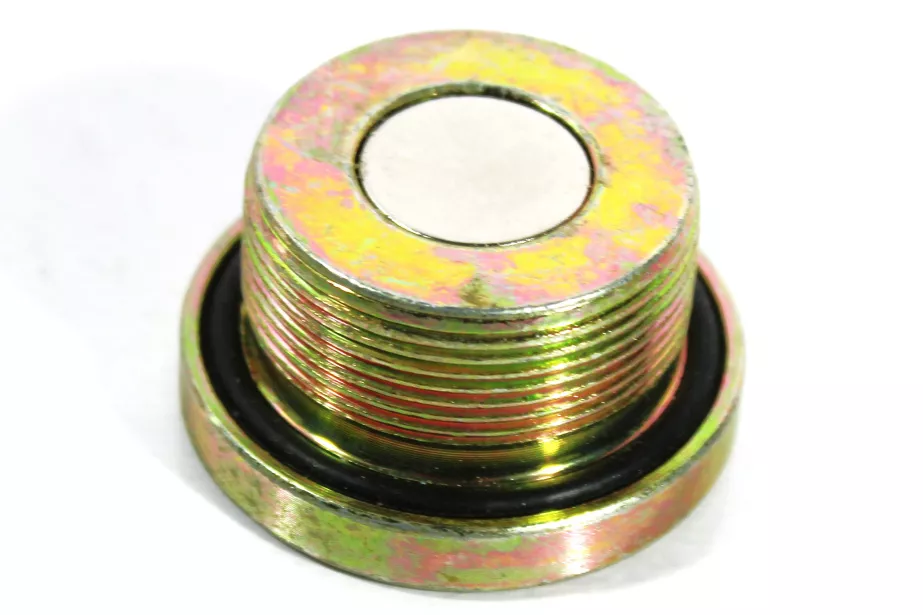 Пробка картера моста (магнитная) HOWO для грузовиков *