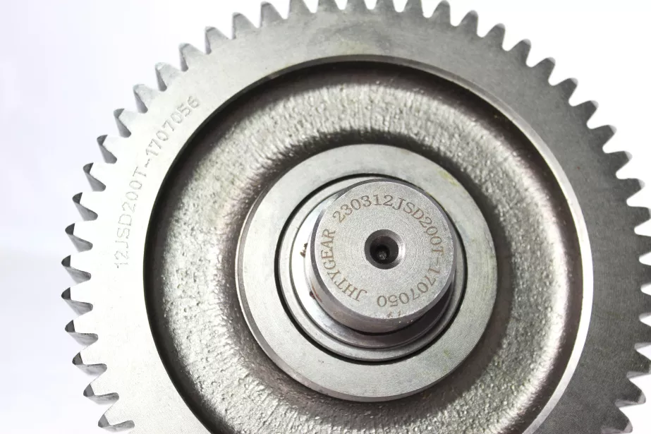 Вал промежуточный делителя (короткий, 12JSD200T-1707056 - шестерня) FULLER, 12JSDX для грузовиков *