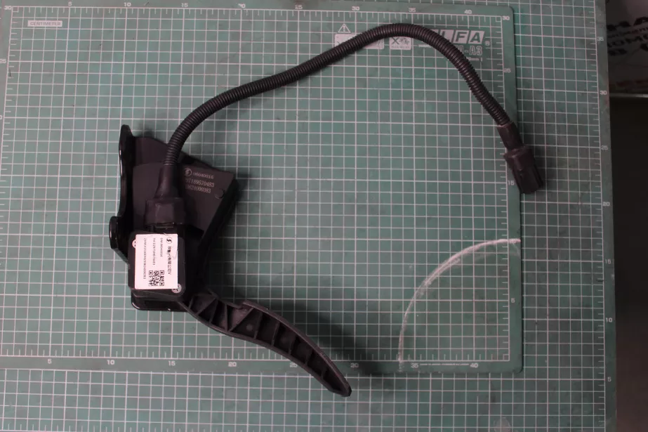 Педаль газа SHAANXI, X5000 для грузовиков *