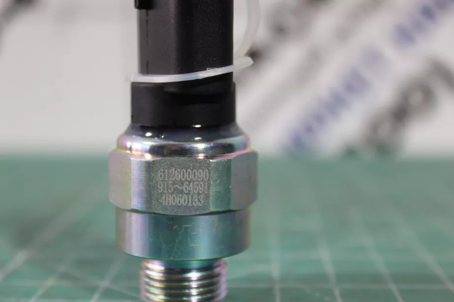 Датчик давление масла SHAANXI для грузовиков *