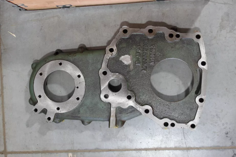 Картер маховика (миксер) HOWO для грузовиков *