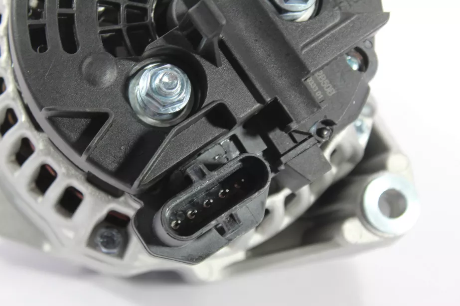 Генератор (под ручейковый ремень 6PK 28V/80A) SHAANXI, Евро-5, WP10, WP12, (1000179901) для грузовиков *