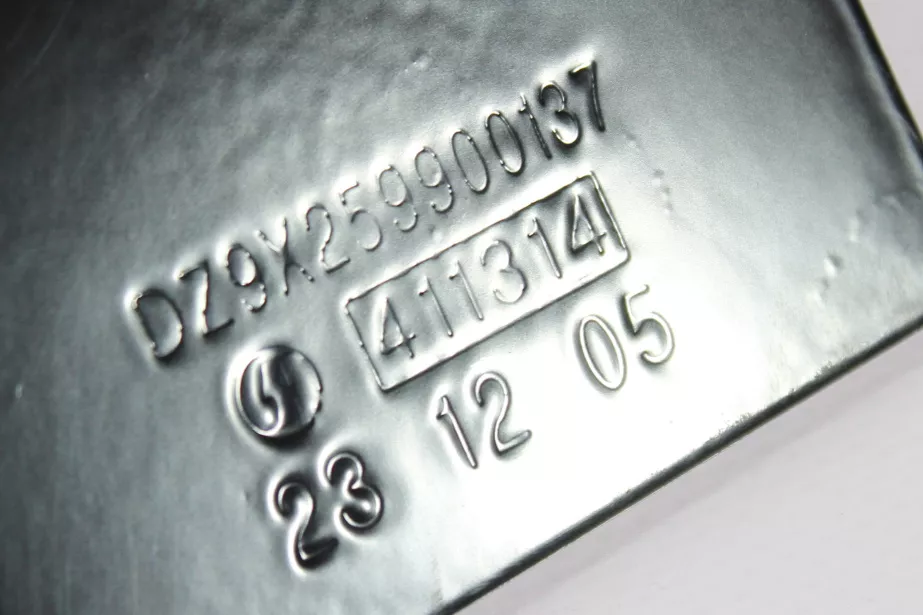 Кронштейн бокового ограждения SHAANXI, X6000 для грузовиков *