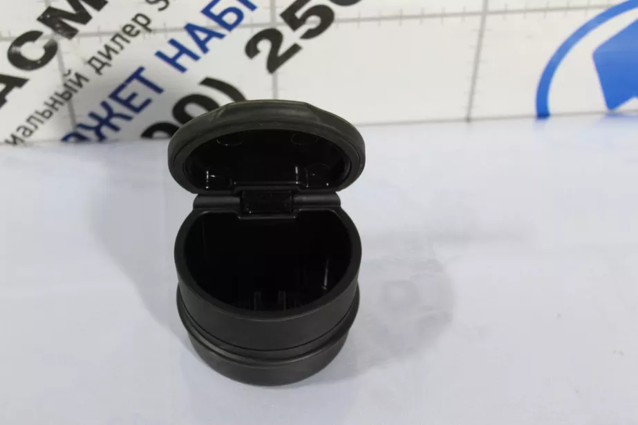 Пепельница (стакан) SHAANXI, X3000 для грузовиков *