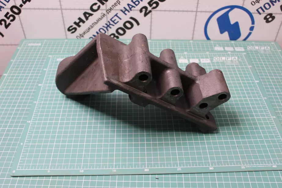 Кронштейн обводного ролика SHAANXI, Евро-5, WP10 для грузовиков *