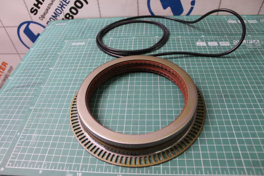 Сальник ступицы D175, H14, (Rear, с ABS 145*175*13/14) SHAANXI для грузовиков *