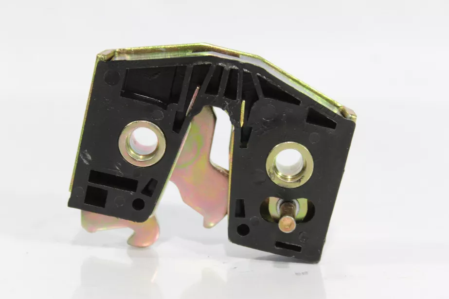 Замок двери (правый) Shaanxi SHAANXI для грузовиков *