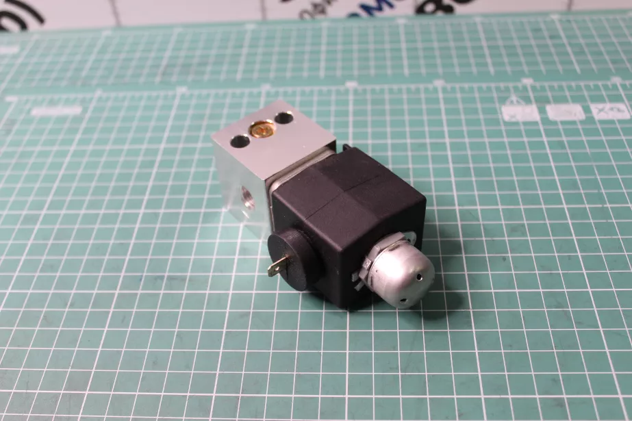 Клапан электромагнитный межколесной блокировки (1 контакт) CREATEK, (CK8234) для грузовиков *