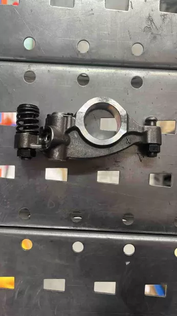 Коромысло выпускного клапана SHAANXI, Евро-5, WP10, WP12, WP13 для грузовиков *