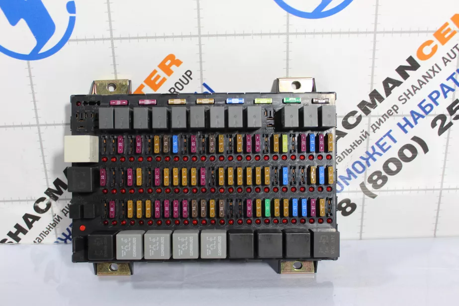 Блок предохранителей SHAANXI, X3000 для грузовиков *