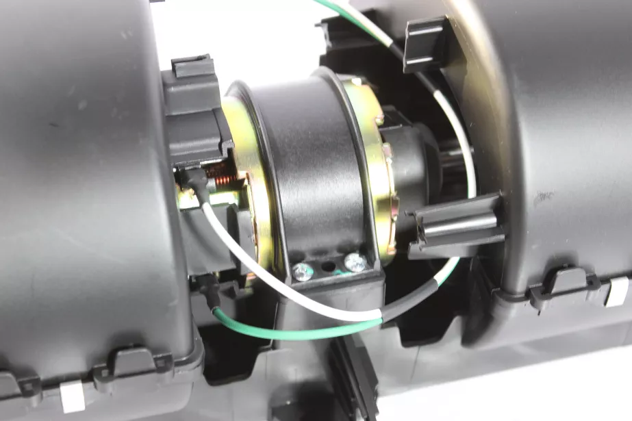 Электродвигатель печки (Черный, Пластик, с крыльчаткой) SITRAK, T5G для грузовиков *