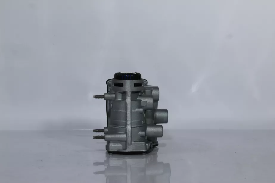 Клапан регулирующий прицепа SHAANXI, X6000 для грузовиков *