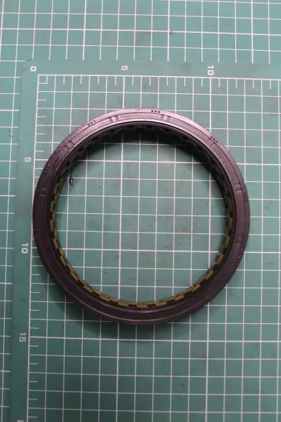 Сальник выходного вала КПП D114,4, H18, (95,25*114,4*18/1) CREATEK, (CK8349, CKC01032, 19109) для грузовиков *