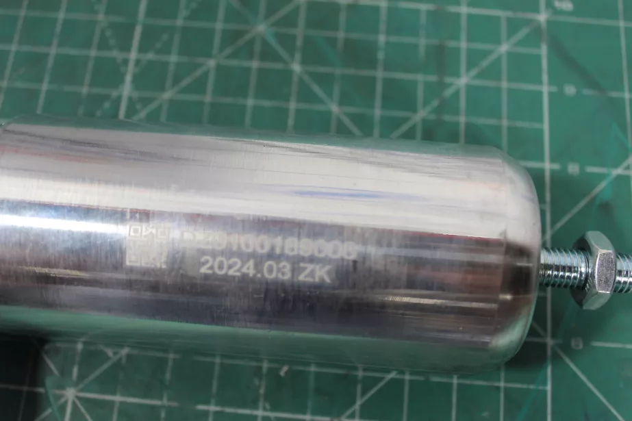 Цилиндр включения горного тормоза D8 SHAANXI, (WG9725542045/1) для грузовиков *