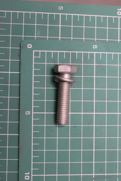 Болт FULLER. для грузовиков *