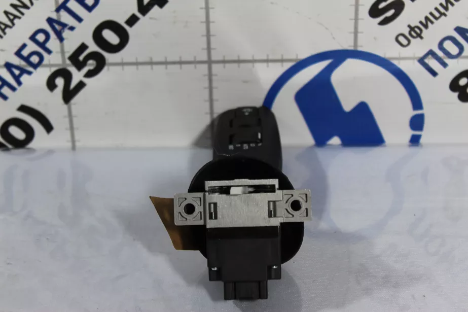 Переключатель подрулевой (L) SHAANXI, X6000 для грузовиков *